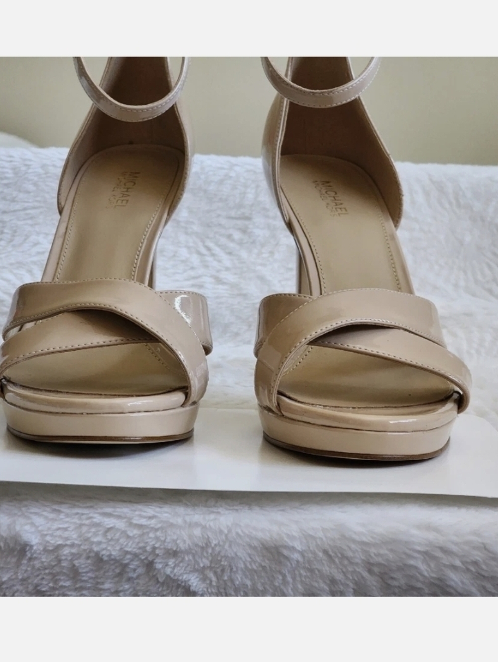 MICHAEL MICHAEL KORS Alexia Patent Leather Beige Stiletto Sandals 7M MSRP $155 - Picture 9 of 16
